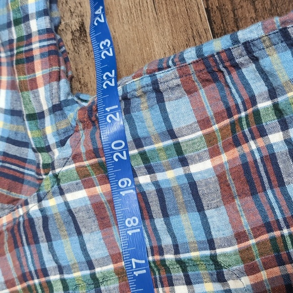 L.L. Bean Plaid 100% Linen Casual Button Down Size Medium in Blue / Adobe - Picture 6 of 7